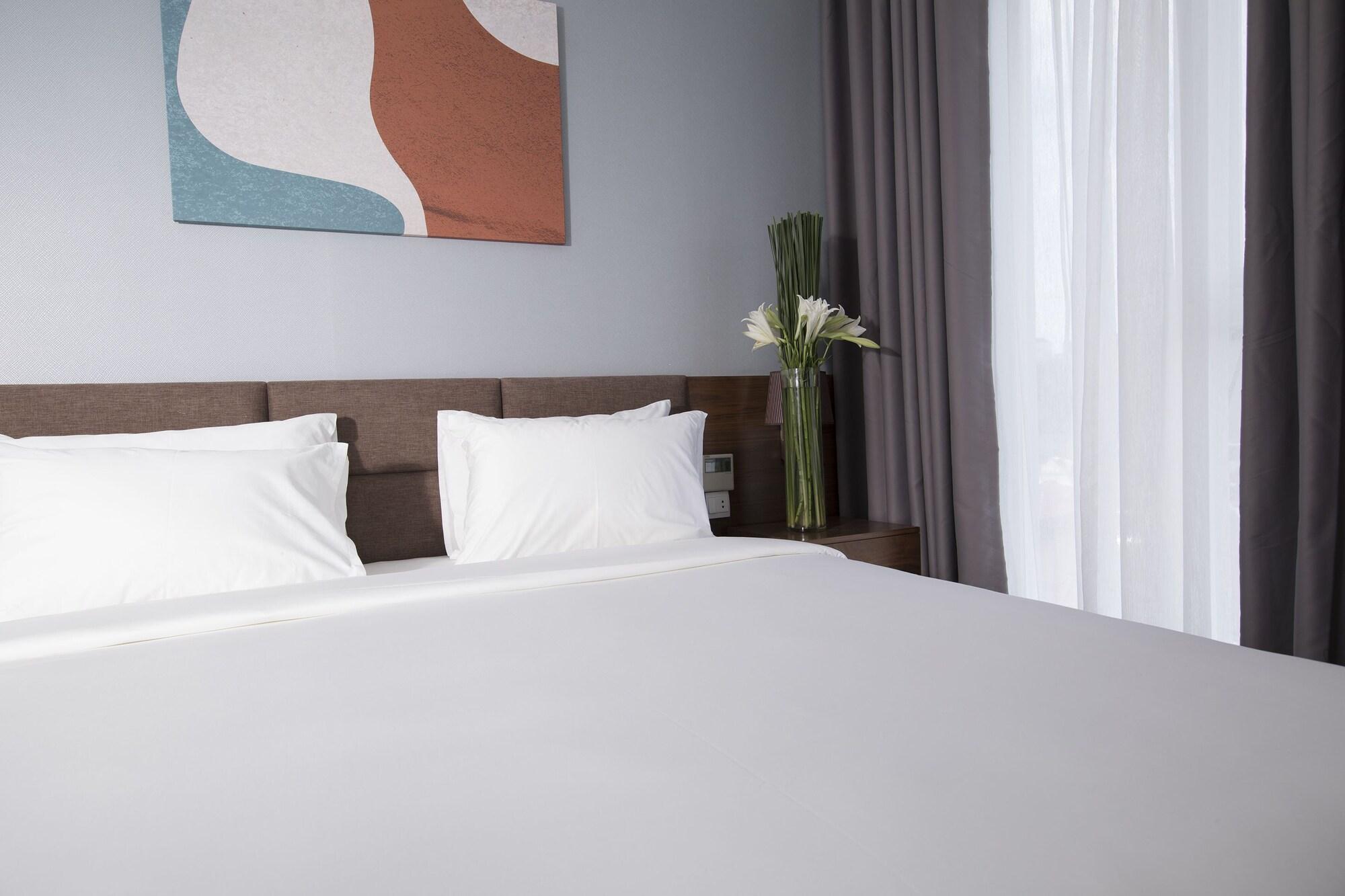 The Blue Hotel โฮจิมินห์ซิตี้ ภายนอก รูปภาพ