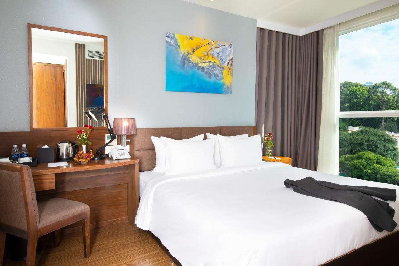 The Blue Hotel โฮจิมินห์ซิตี้ ภายนอก รูปภาพ