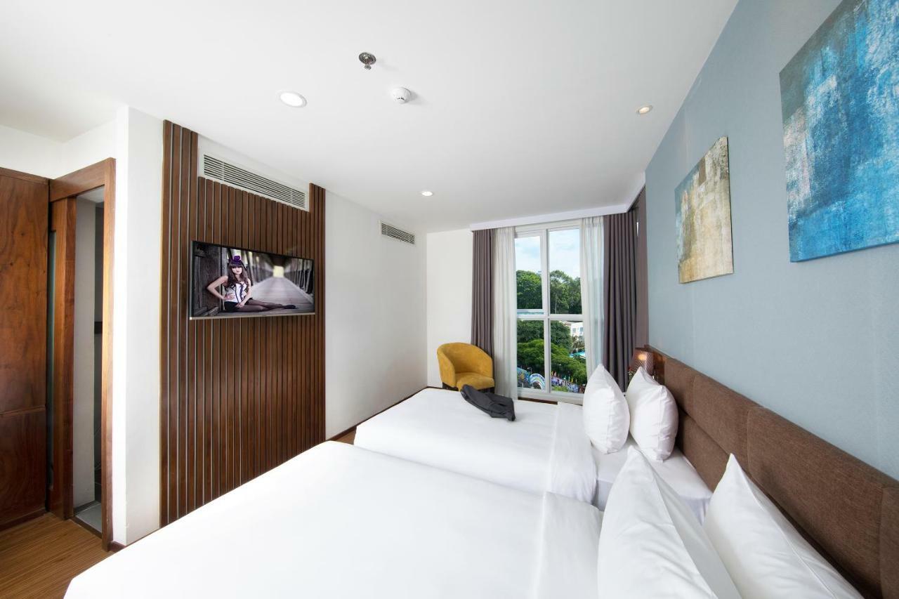The Blue Hotel โฮจิมินห์ซิตี้ ภายนอก รูปภาพ